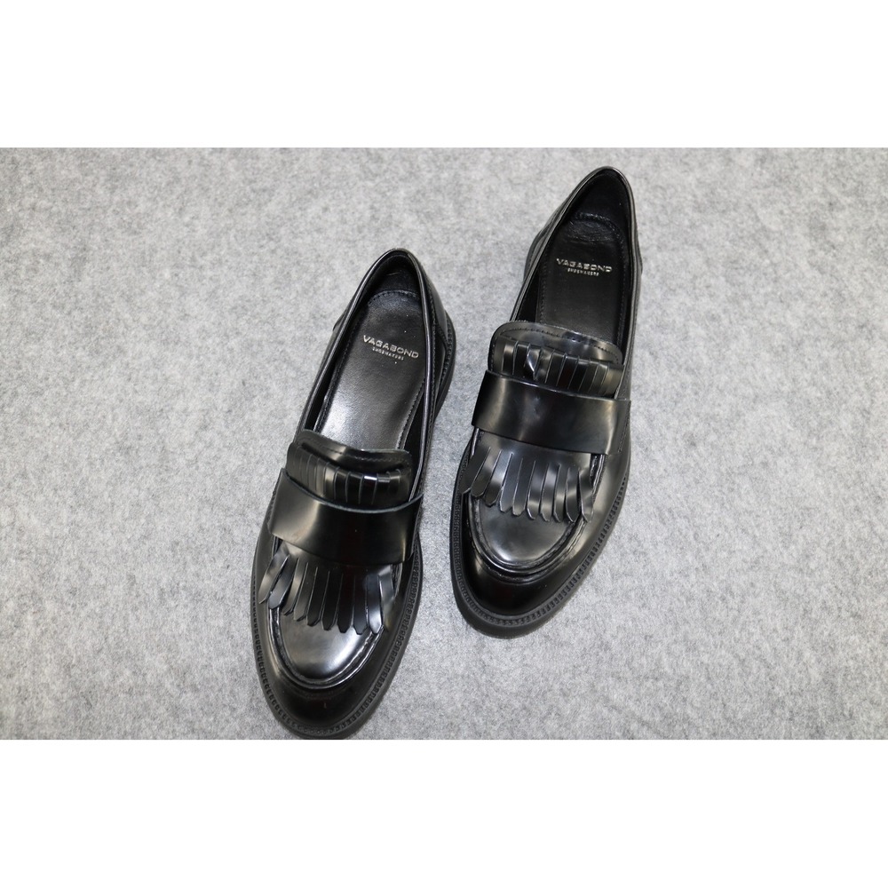 Vagabond Shoemakers Black Leather Kiltie Penny Loafers Size 39